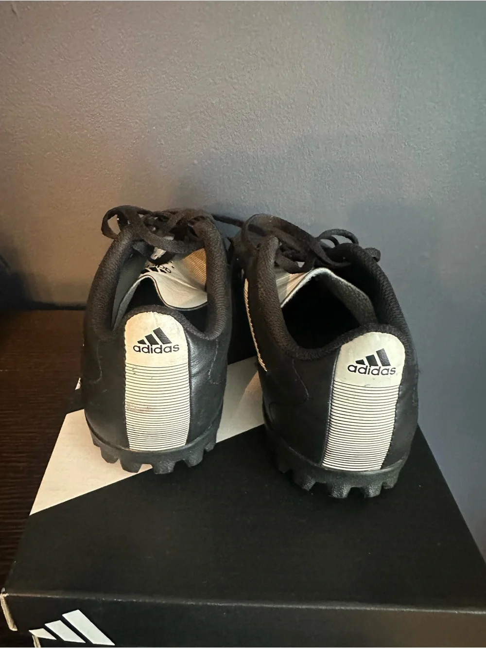 Adidas soccer turf cleats size 5.5